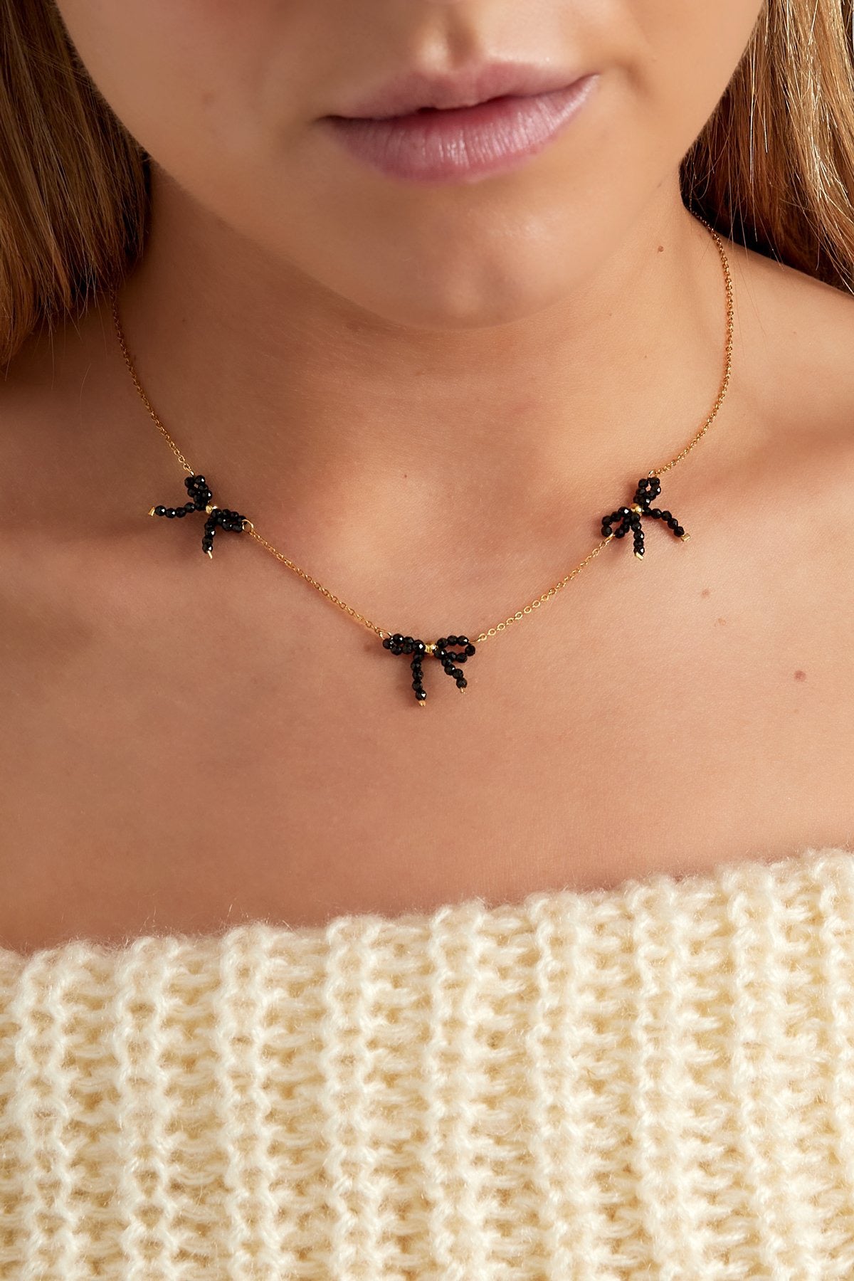 Collana fiocchi